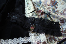 Load image into Gallery viewer, Briar Rose Choker
